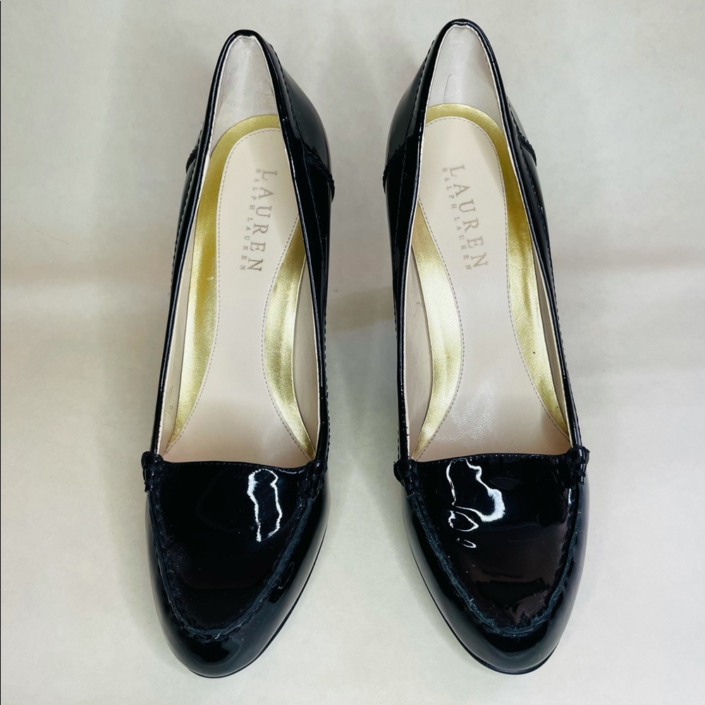 Lauren Ralph Lauren black patent leather pumps size 8